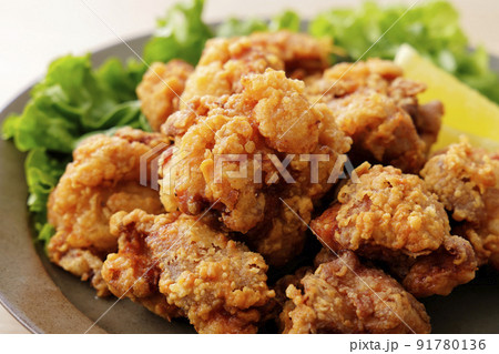 鶏の唐揚げ 91780136