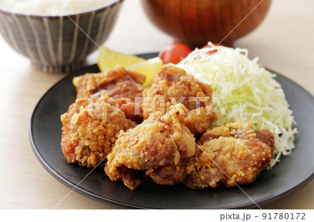 鶏の唐揚げ 91780172