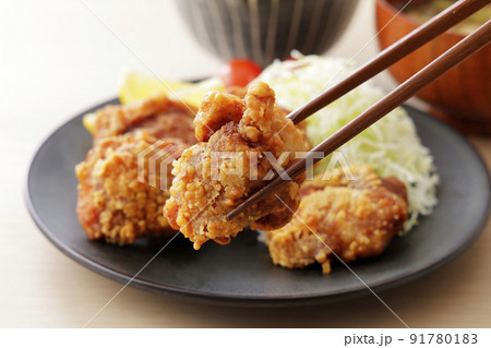 鶏の唐揚げ 91780183