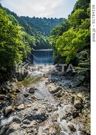 《岐阜県》中山道落合宿滝場 《岐阜県》中山道落合宿滝場 91784536