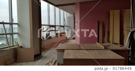 室内 ライフスタイル 人 91786449