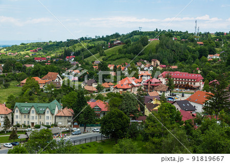 ルーマニア トランシルヴァニア地方にあるドラキュラ城のモデルになったブラン城から見える風景 ルーマニア トランシルヴァニア地方にあるドラキュラ城のモデルになったブラン城から見える風景 91819667