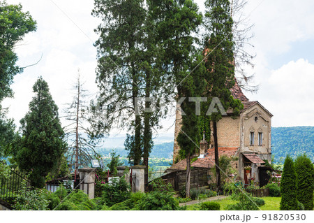 ルーマニア トランシルヴァニア地方のシギショアラの歴史地区の学校の山にある綱職人の塔 ルーマニア トランシルヴァニア地方のシギショアラの歴史地区の学校の山にある綱職人の塔 91820530