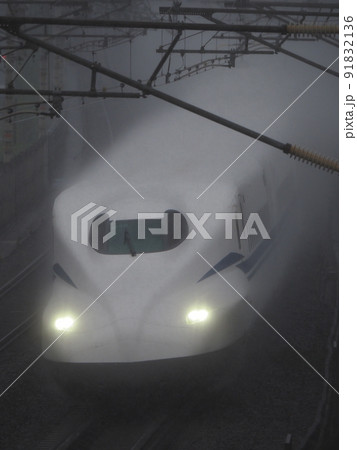 新幹線N700S　J30編成試運転　土砂降りの山科付近にて 91832136