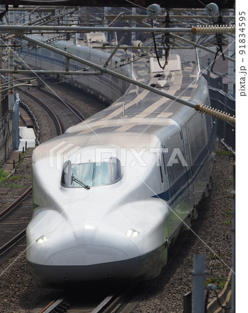 新幹線N700A 山科付近にて 新幹線N700A 山科付近にて 91834595
