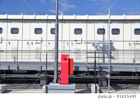 変電設備と消火設備の移動式粉末消火設備 91835495