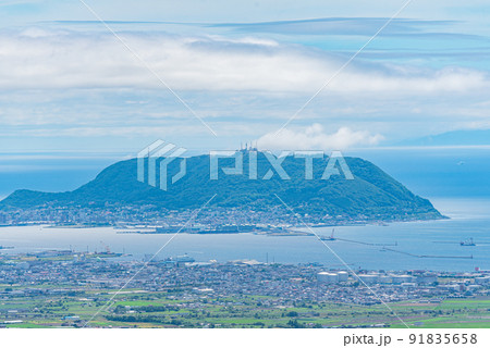 函館の景色風景、景色、自然、展望、展望台、空、海、雲、曇天、街並み、森、山、日本、観光、観光地、青空 函館の景色風景、景色、自然、展望、展望台、空、海、雲、曇天、街並み、森、山、日本、観光、観光地、青空 91835658