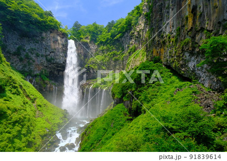 日光　華厳の滝　観瀑台からの眺め　栃木県 91839614
