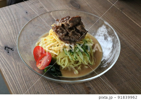 冷やし中華始めました 91839962