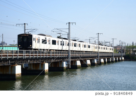 817系3000番台の3連2本を併結した鹿児島本線の普通列車 91840849