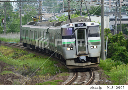 733系3連を2本連結した千歳線の普通列車 733系3連を2本連結した千歳線の普通列車 91840905