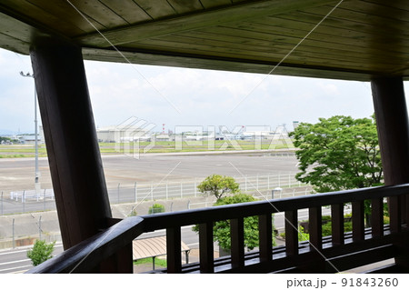 小牧空港付近の公園の展望台 小牧空港付近の公園の展望台 91843260