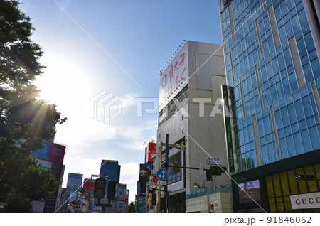 晴天の新宿駅東口 東京 晴天の新宿駅東口 東京 91846062