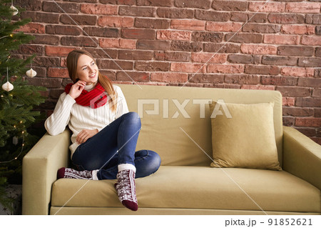 Young woman sing at home. House lyrics dance. Funny song. Independent 91852621