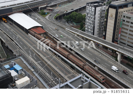 新大阪駅に到着する大阪メトロ御堂筋線10A系 91855631