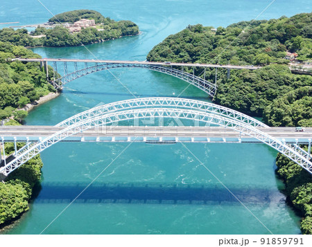 針尾瀬戸の上空から新西海橋と西海橋の空撮 針尾瀬戸の上空から新西海橋と西海橋の空撮 91859791