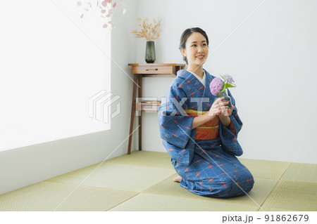 格子模様の小紋　和室　　　 91862679