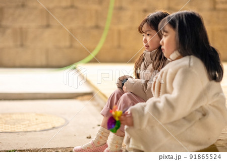 子供 ライフスタイル キャンプ 91865524