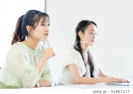 女子大生 授業 教室 女子大生 授業 教室 91867177
