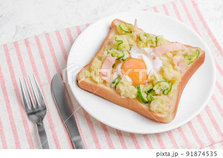 ポテトサラダトースト 91874535