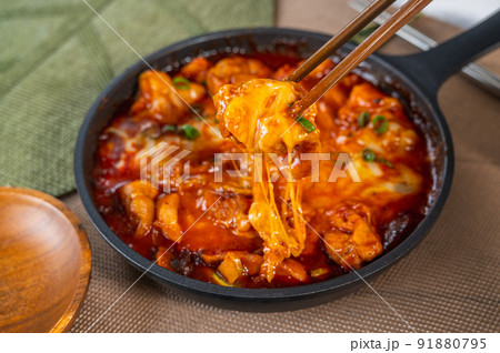 自家製チーズタッカルビ 自家製チーズタッカルビ 91880795