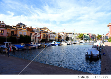 Yachts and motor boats in marina Port Saplaya, Valencia, Alboraya, Spain. 91889559