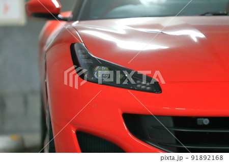 車のヘッドライト　イメージ 91892168