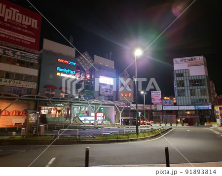 熱海駅前の夜 91893814
