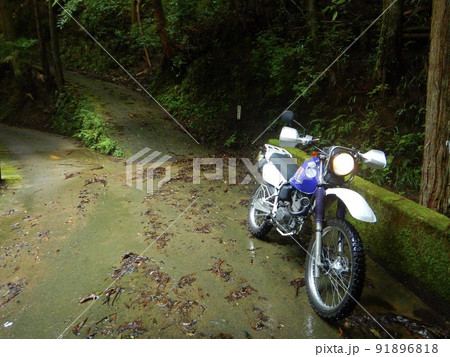 バイクで粉河ハイランドパークを通って堀越観音様へ 91896818