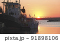 Old abandoned fishing boat at sunset 91898106