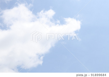 くも　雲　 91899684