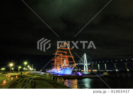 【富山県】海洋丸パークの夜景（海洋丸・新湊大橋） 91903437