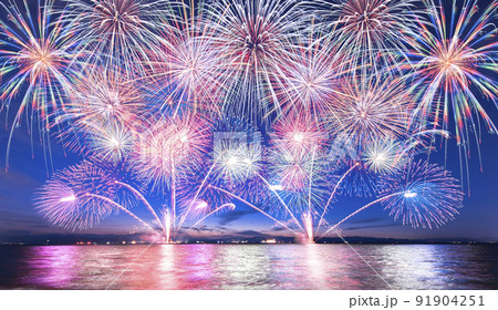 【夏イメージ】花火大会 91904251