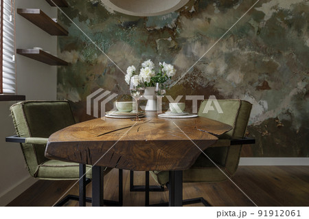 Modern Japandi interior design appartment in earth tones, natural textures with wooden solid oak furniture and sliding Japanese wood doors. Japandi concept 91912061