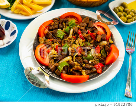 Lamb meat saute sac kavurma 91922706