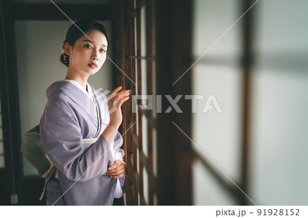 夏着物の女性 夏着物の女性 91928152