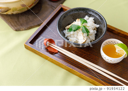 国産ではありませんが 美味しい松茸ご飯ができました 国産ではありませんが 美味しい松茸ご飯ができました 91934122