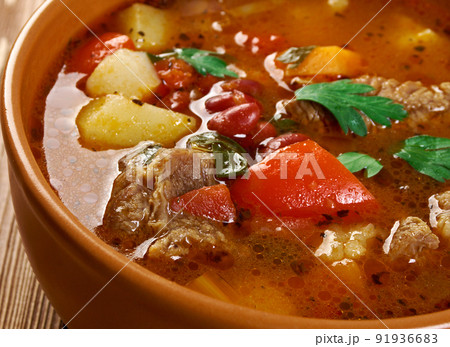 Hungarian Birkagulyas 91936683