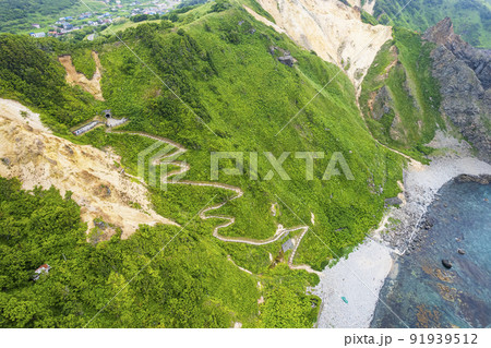 北海道 積丹 島武意海岸（空撮） 91939512