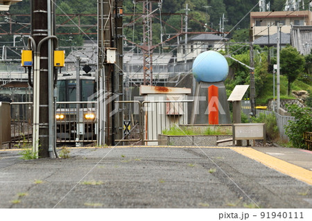 大津駅のホームの端 91940111
