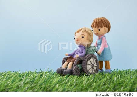 あみぐるみ人形 介護イメージ あみぐるみ人形 介護イメージ 91940390