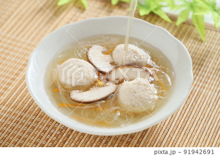 肉だんごと春雨の中華スープ 91942691