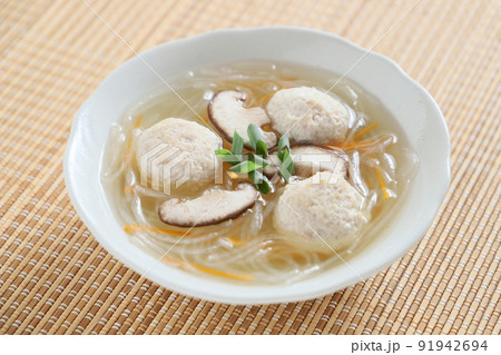 肉だんごと春雨の中華スープ 91942694