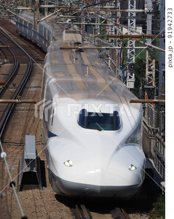 新幹線N700A 密蔵院跨線橋にて 新幹線N700A 密蔵院跨線橋にて 91942733