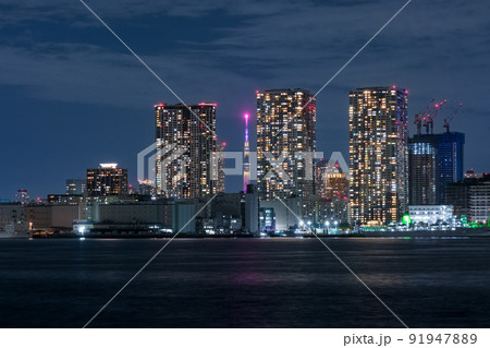 東京都 芝浦ふ頭公園から見える晴海、豊海のビル群 夜景 東京都 芝浦ふ頭公園から見える晴海、豊海のビル群 夜景 91947889