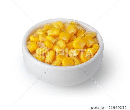 Canned sweet corn in ceramic bowl 91949232