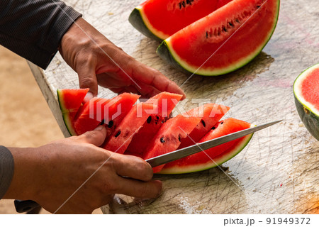 Slices of watermelon 91949372