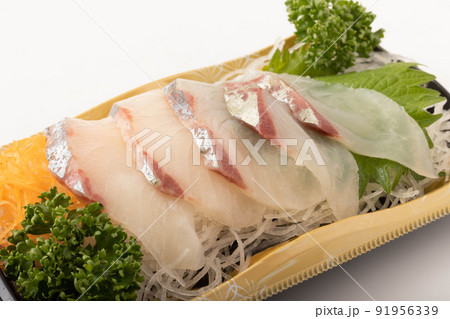 《大分県産》しまあじ お造り 《大分県産》しまあじ お造り 91956339