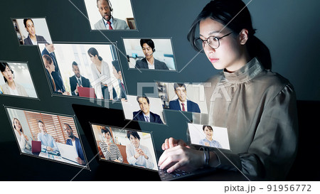 ビデオ会議イメージ　ウェビナー　ホログラム画面 91956772