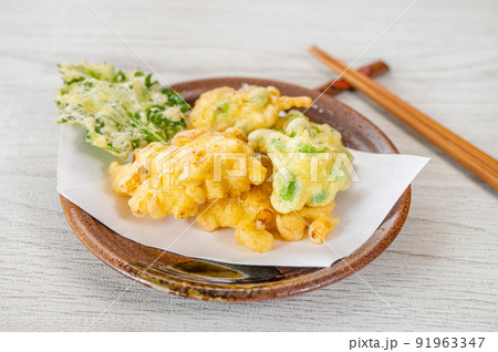 大葉とコーンと枝豆の天ぷら 91963347